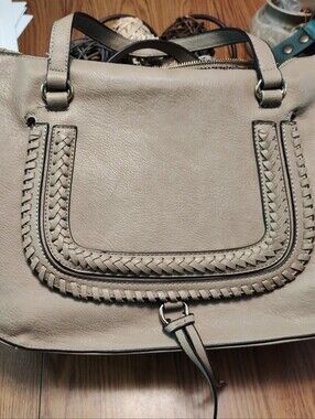 Sole Society Leather Purse, with Braided Design. Excellent Con. Used Once.